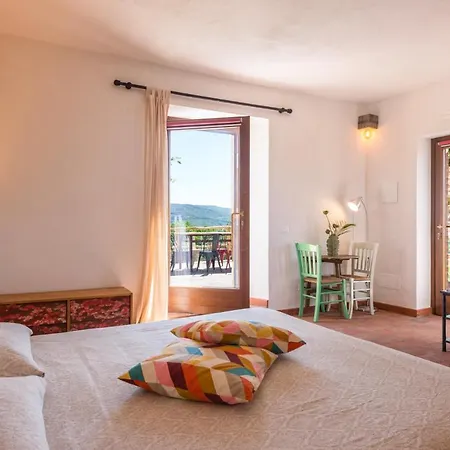 Agroturismo Schiaccia Ghiande *