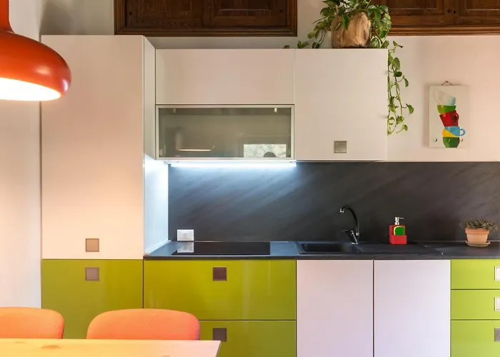 农家乐 Schiaccia Ghiande