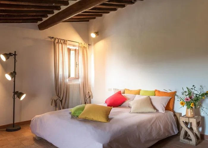 Schiaccia Ghiande 农家乐 马萨马里蒂马