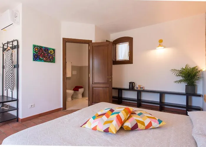 Schiaccia Ghiande 农家乐 *